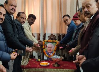 भाजपा द्वारा स्वर्गीय प्रधानमंत्री अटल बिहारी वाजपाई जी को श्रद्धांजलि अर्पित