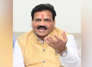 कांग्रेस : फ्लॉप रैली के कारण लगा रहे आरोप